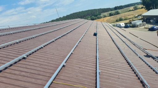 FVE hala v Ledcích - 37,24kWp